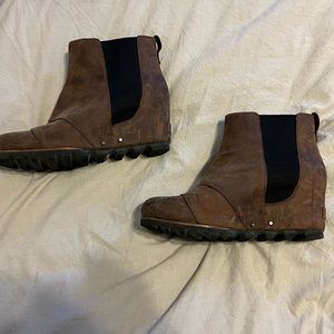 Sorel wedge bootie women’s 9.5